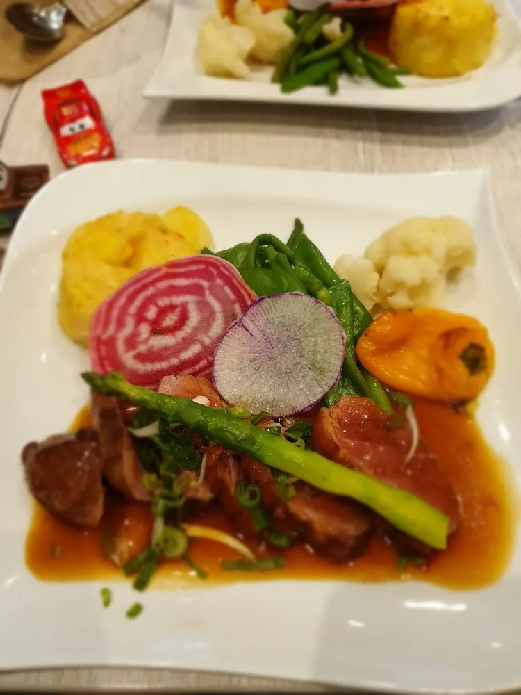 Magrets de Canard Et Ses Légumes